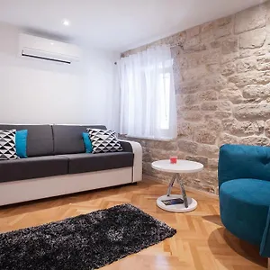https://apartment-heart-of-trogir.hotels-in-trogir.com
